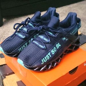 Just so so shoes from Amazon